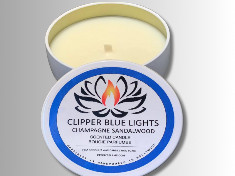 Clipper Blue Lights Candle